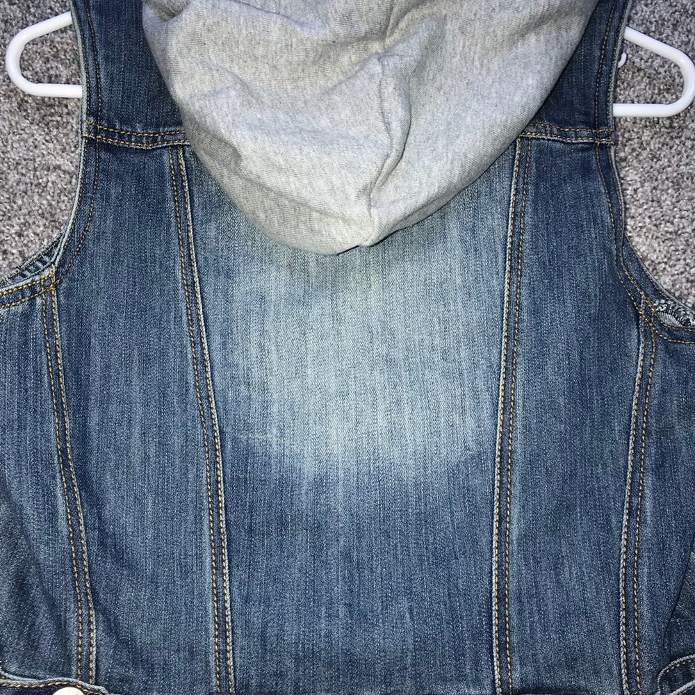 NWOT Jean Hooded Vest - Picture 4 of 6